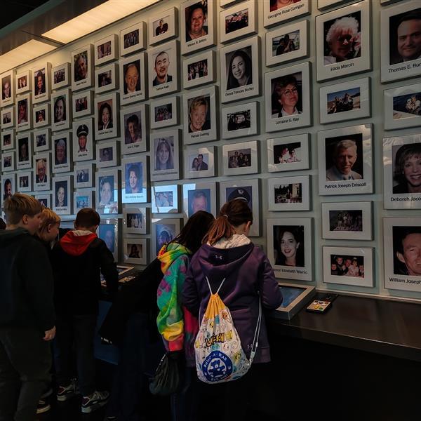 Students learning about Flight 93